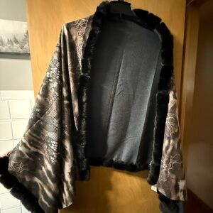 Chico's Black Textured Shawl